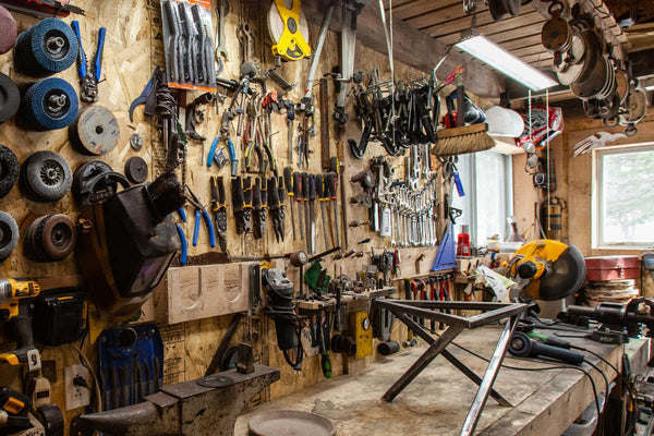 Workshop Floor Mats: Choose the Right Material Fast